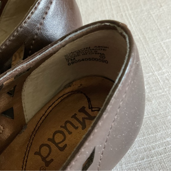 Mudd Size 7 Brown Peekaboo Toe Shoe with Box - Picture 6 of 8